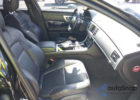 2015 Jaguar Xf 3.0 Portfolio/3.0 Sport from USA, damaged, VIN SAJWJ0FF0F8U69281